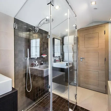 Chalet Résidence La Licorne - Chalets Pour 10 Personnes 374 *